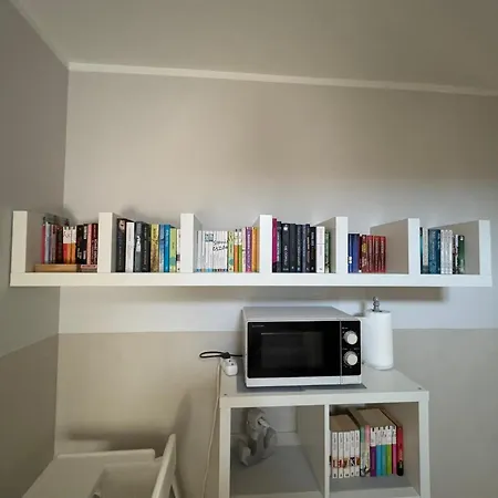 ホームステイ Karolina ウェバ