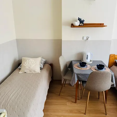 Pokoje Goscinne Sea Star Privatunterkunft
