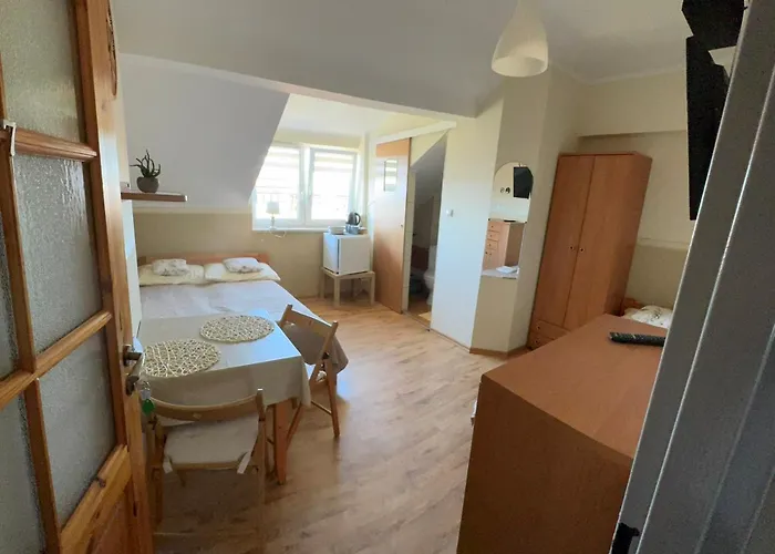 Karolina Homestay szállás *
